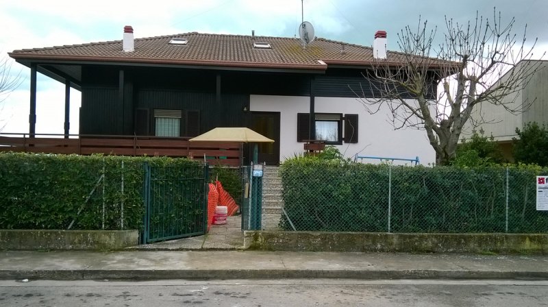 Casa indipendente a Porto Sant'Elpidio