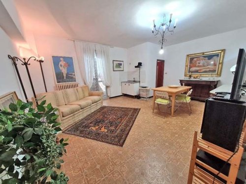 Eigenständiges Appartement in Chiavari