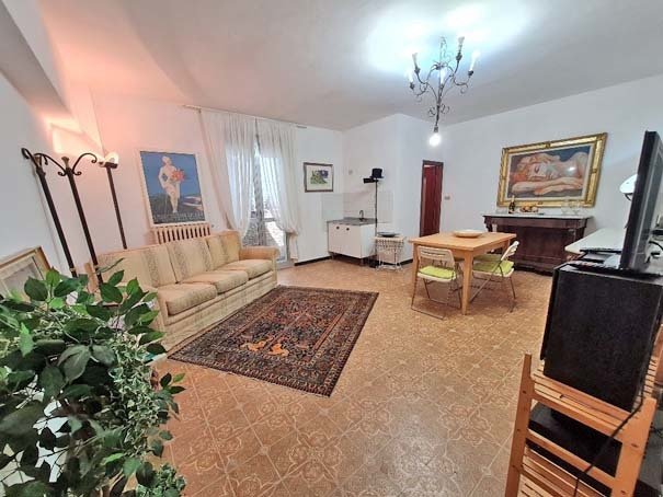 Self-contained apartment in Chiavari