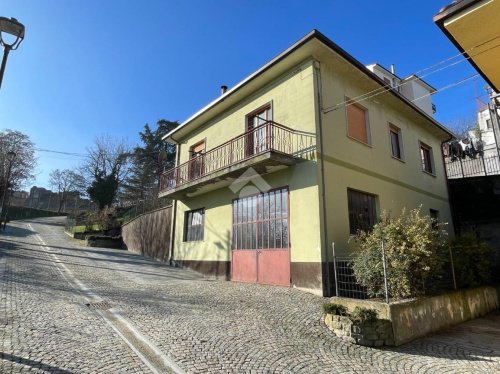 Detached house in Cassinasco