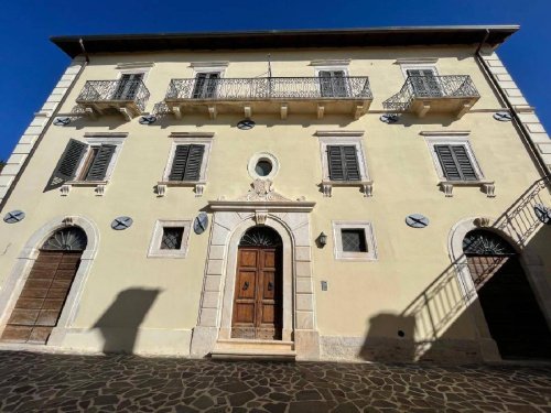 Detached house in Fagnano Alto