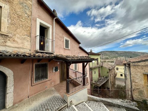 Detached house in Navelli