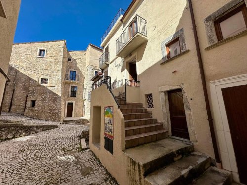 Maison individuelle à Castel del Monte