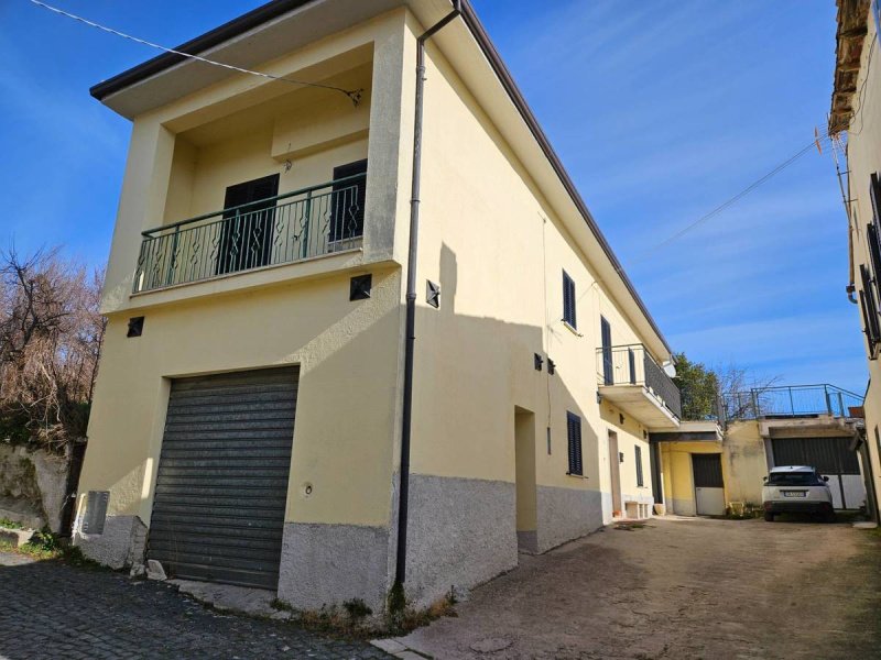 Casa independente em Áquila