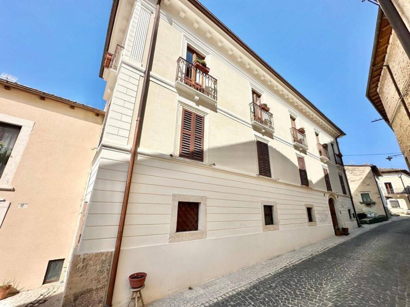 Особняк из двух квартир в Капорчано