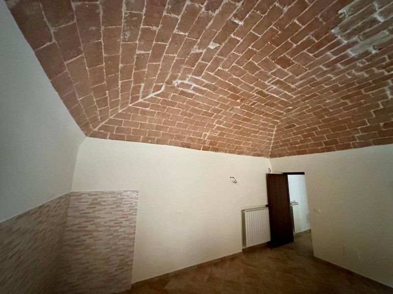 Квартира в Прата-д'Ансидония