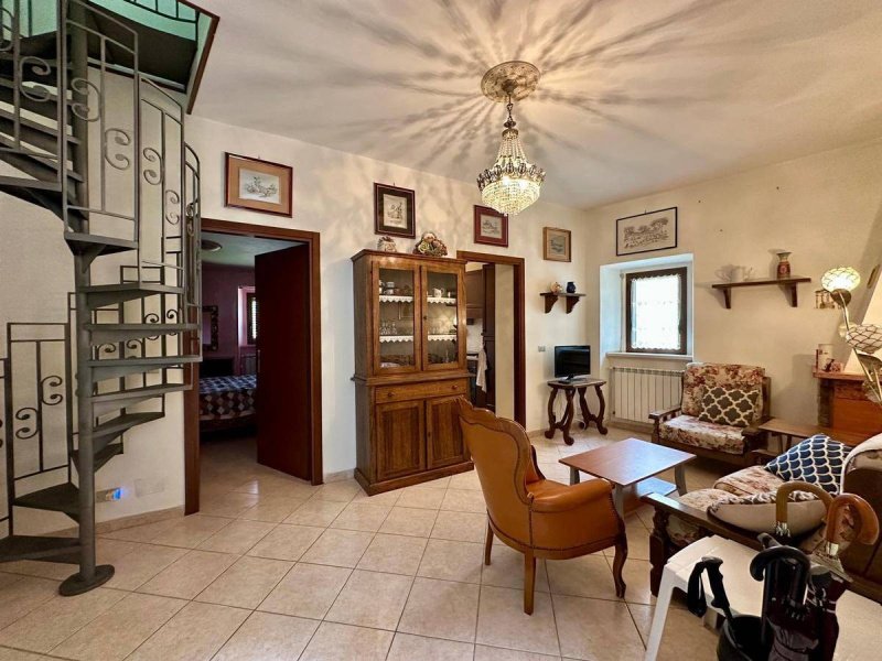 Casa independiente en Capestrano