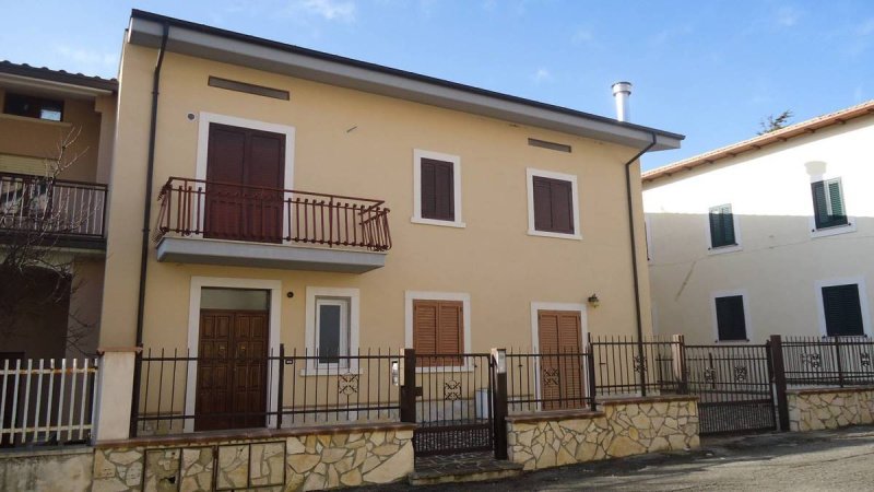 Villa i Prata d'Ansidonia