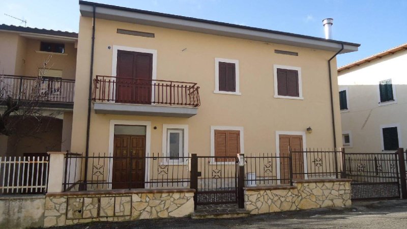 Villa i Prata d'Ansidonia
