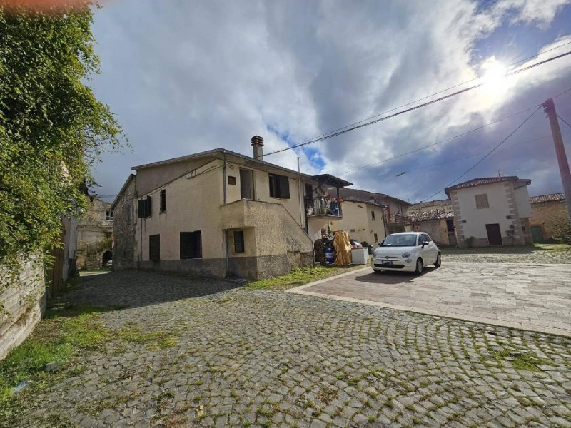 Einfamilienhaus in Cagnano Amiterno