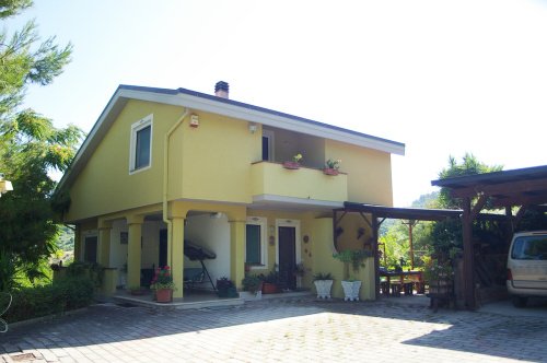 Villa in Atri