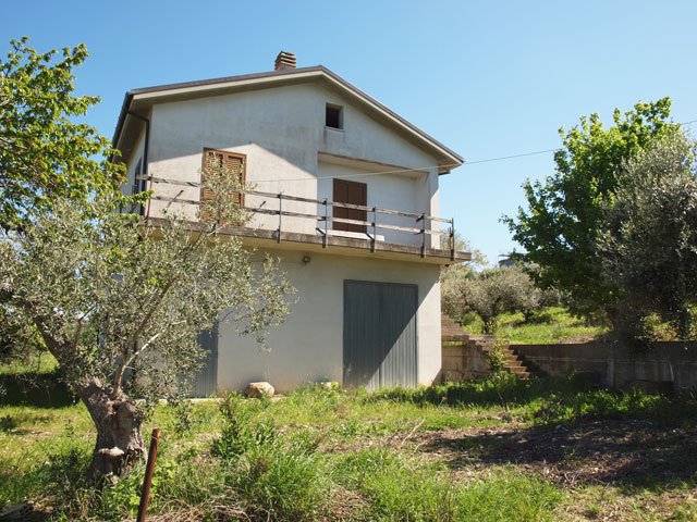 Casa de campo em Atri