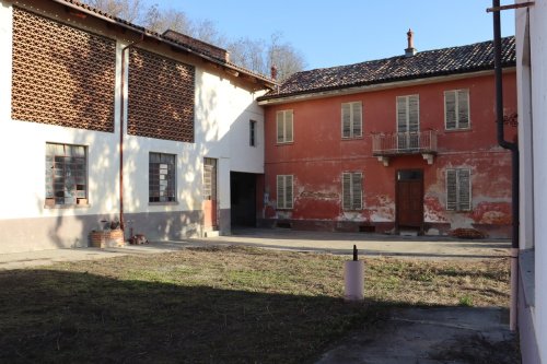 Casa indipendente a San Martino Alfieri