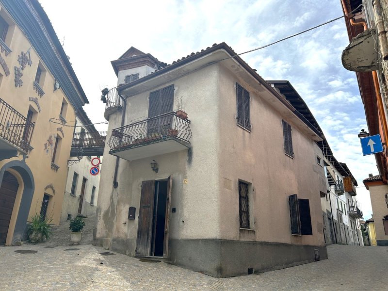 Historic house in Mango