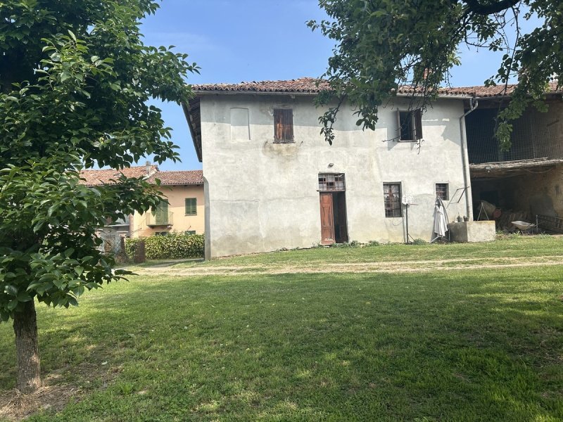 Casa em San Martino Alfieri