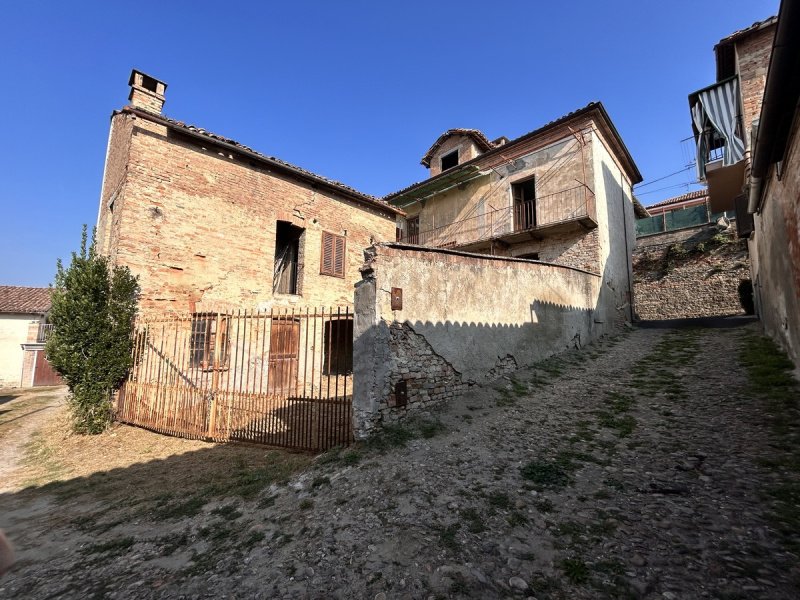 卡斯塔尼奥莱-德莱兰泽历史性住宅