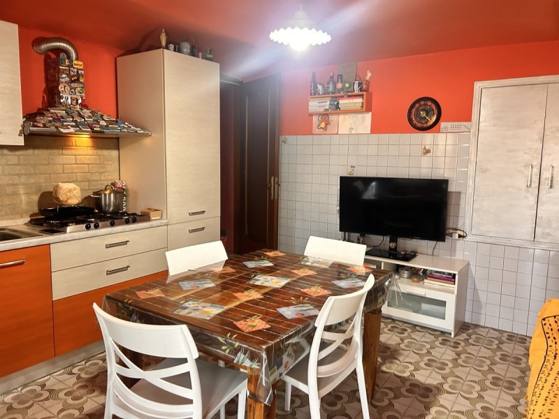 Casa independiente en Neive