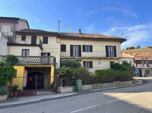 Casa independiente en Neive