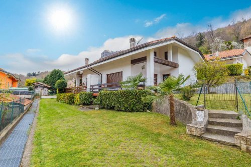 Casa adosada en Pella