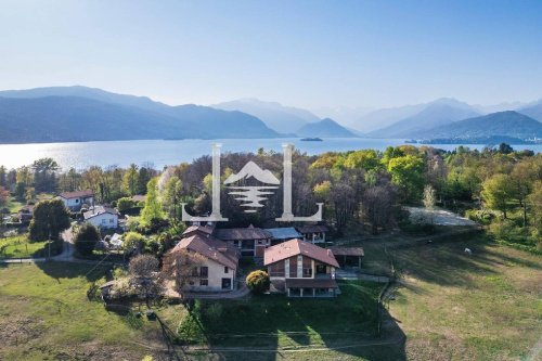 Villa in Laveno-Mombello