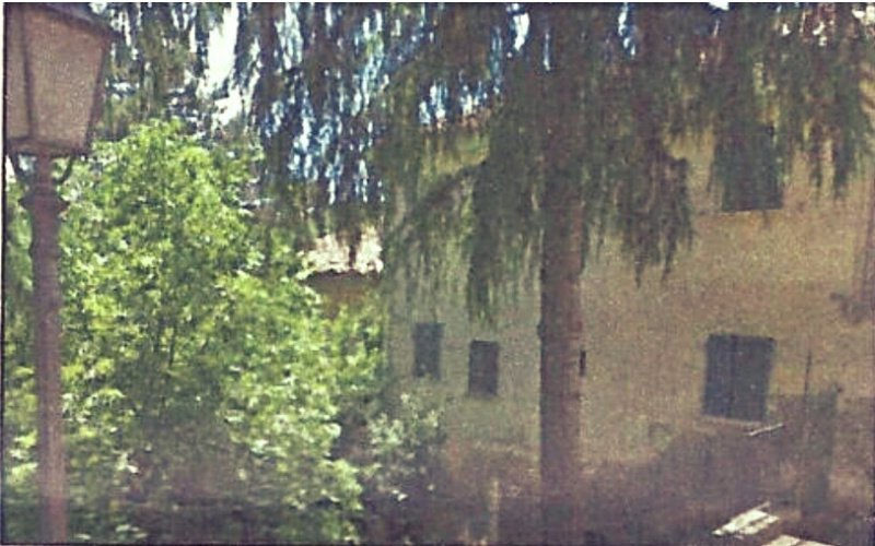 Top-to-bottom house in Macerata Feltria