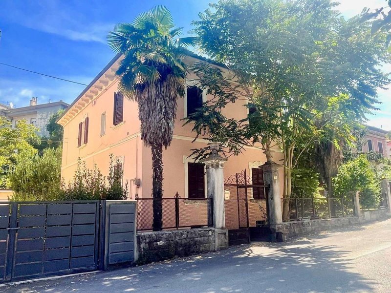 Apartamento en Fabriano