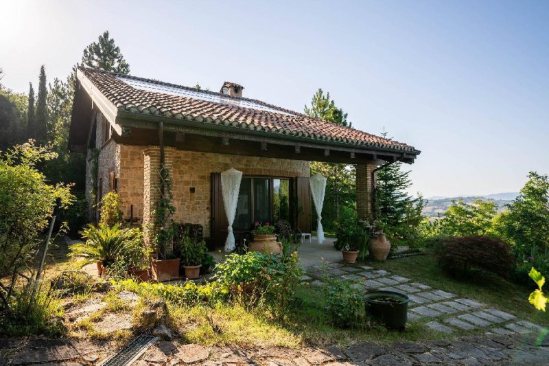 Farmhouse in Fabriano