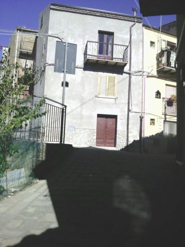 Vrijstaande woning in Capizzi