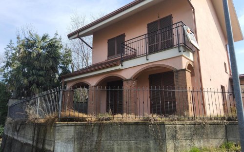 Villa in Caselette