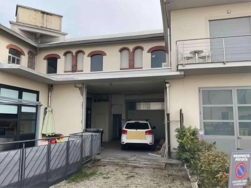 卡塞莱托里内塞商业房产