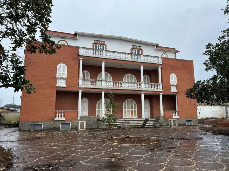 Villa in Ardea