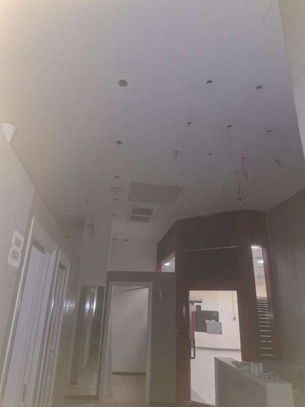 Inmueble comercial en Legnano
