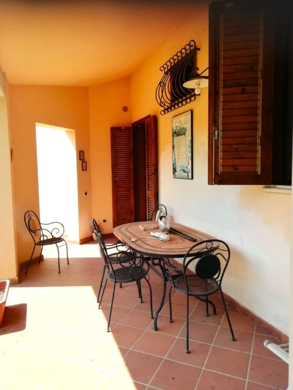 Semi-detached house in Campiglia Marittima