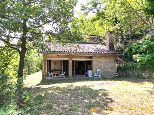 Detached house in Vesime