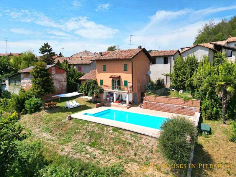 Einfamilienhaus in Mombello Monferrato