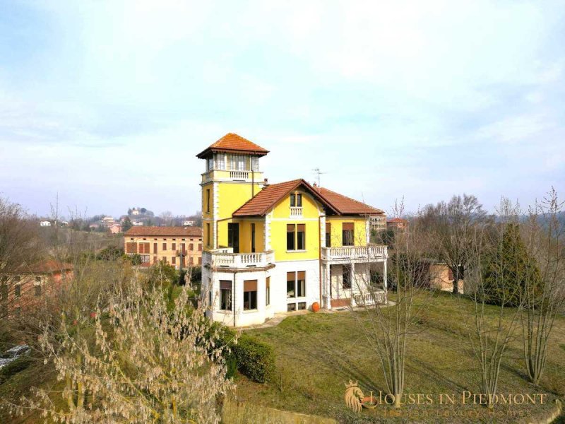 Villa à Rocca d'Arazzo