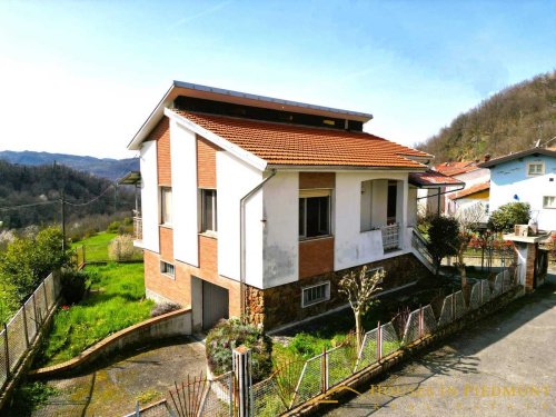 Detached house in Morbello