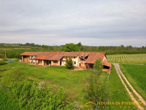 Country house in Piozzo