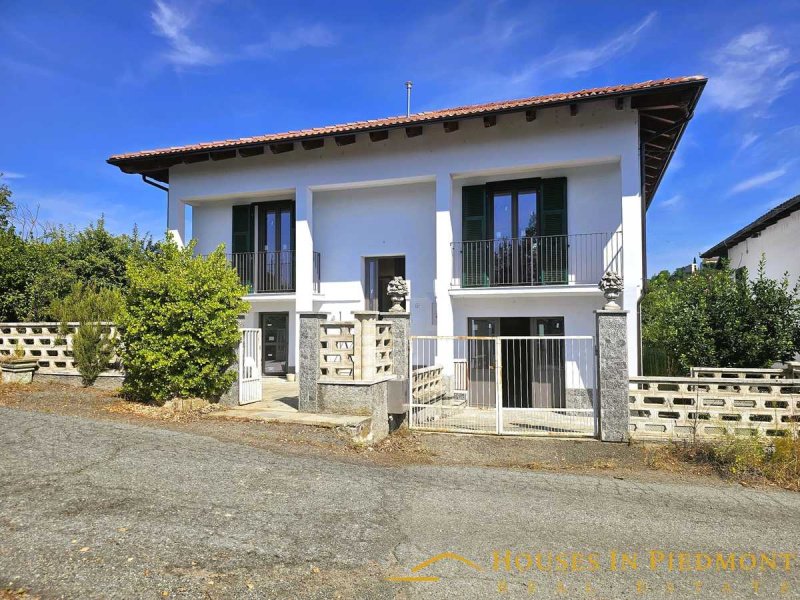 Maison individuelle à Mombaldone