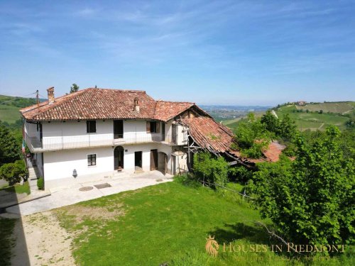 Отдельно стоящий дом в Синио