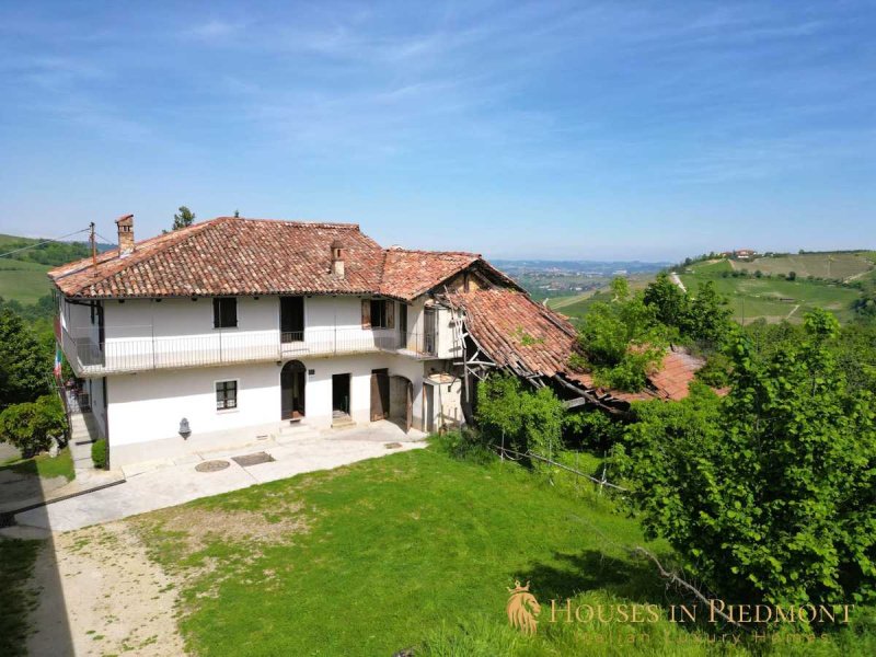 Отдельно стоящий дом в Синио