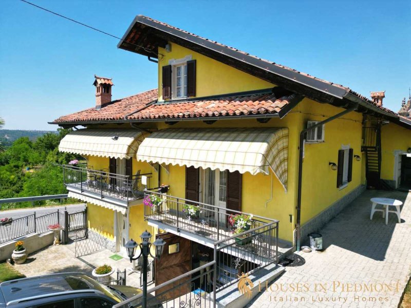 Casa independente em Clavesana