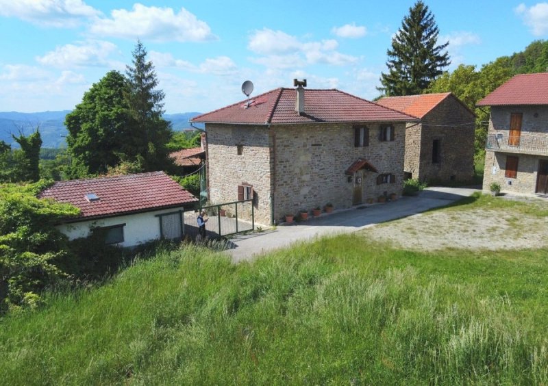 Farmhouse in Olmo Gentile