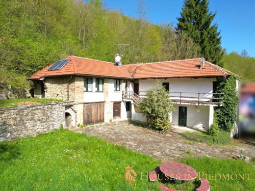Farmhouse in Prunetto