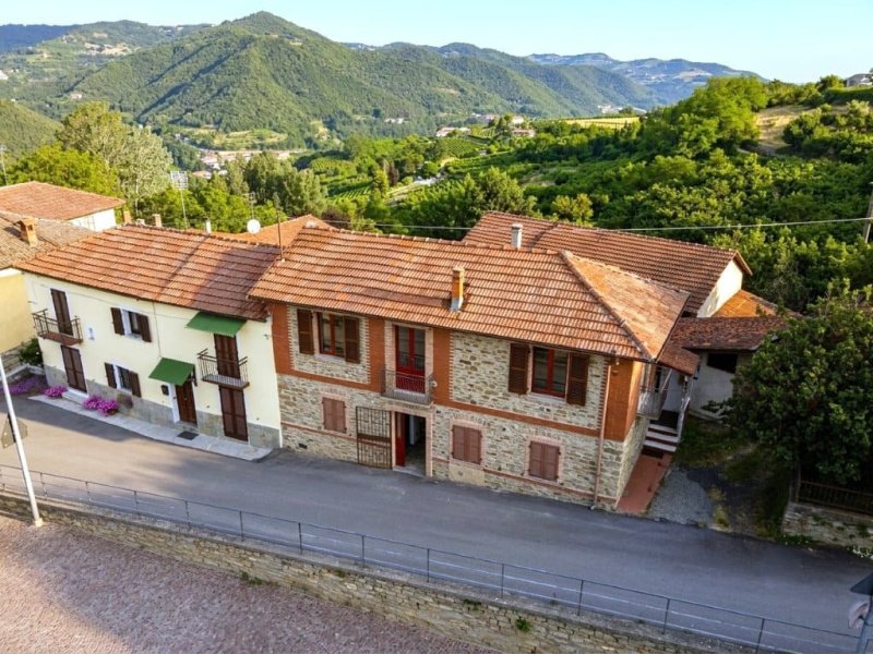 Casa en Bosia