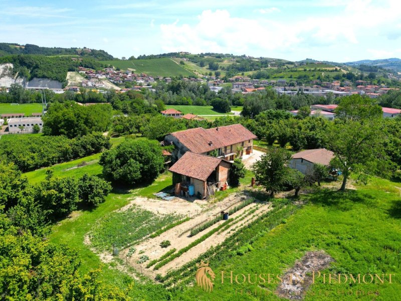 Casa de campo em Dogliani