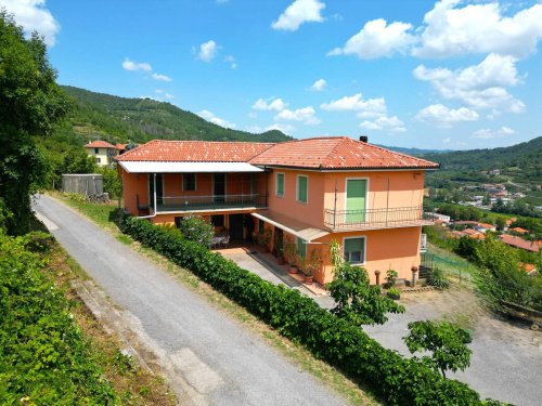 Casa de labranza en Cortemilia