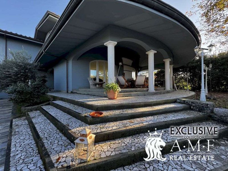 蒙特卡蒂尼-泰尔梅别墅