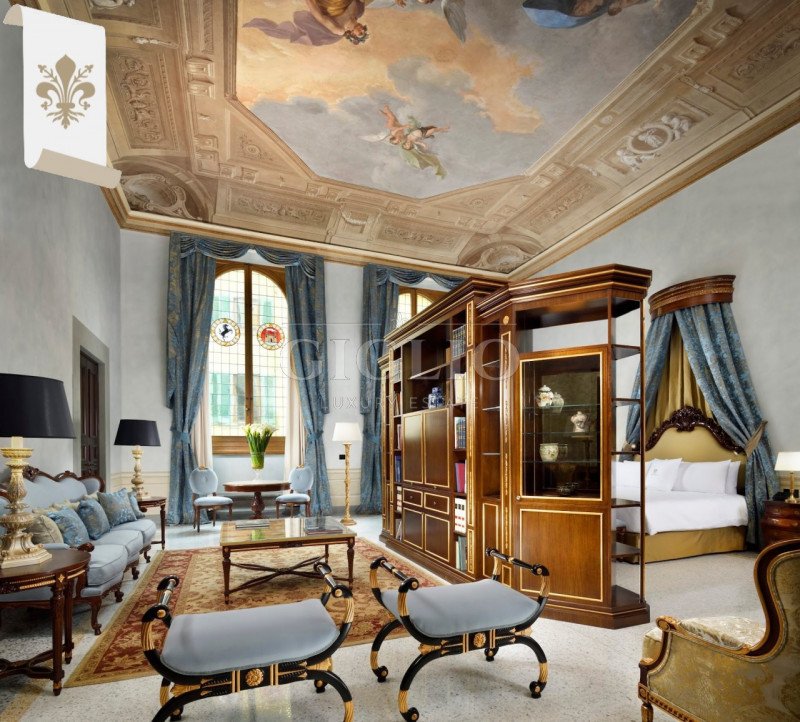 Penthouse in Florence