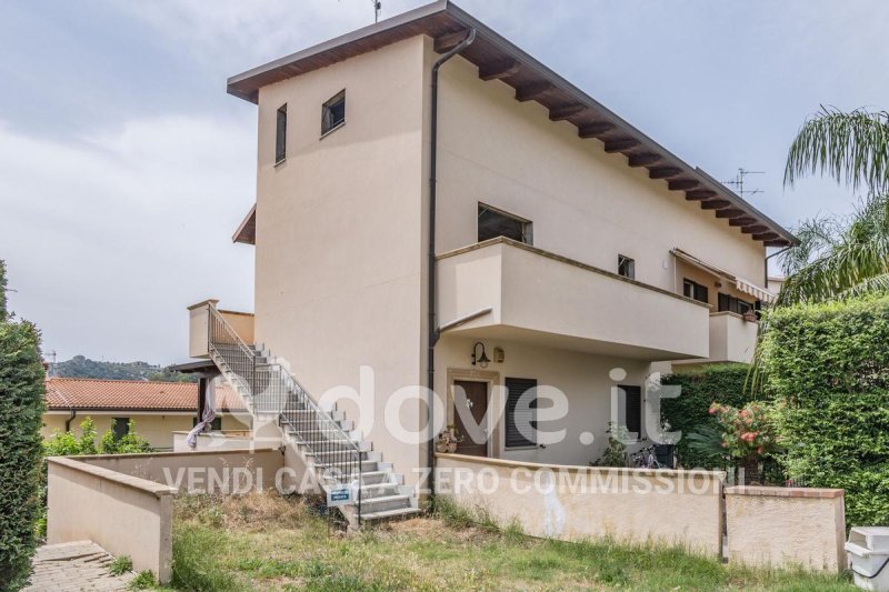 Terraced house in Roccella Ionica